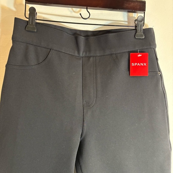 SPANX Sz M Pull On Classic 4-Pocket Ponte Knit Skinny Pants NEW WITH TAG - Picture 5 of 13